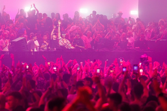 main event image